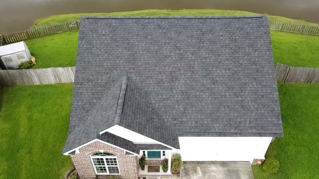 Roof Medics Roofing LLC Image
